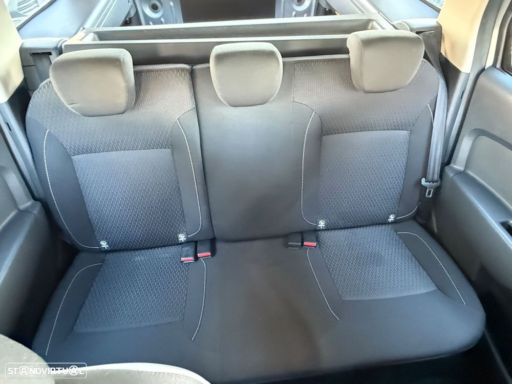 Dacia Logan 0.9 TCe Confort - 10