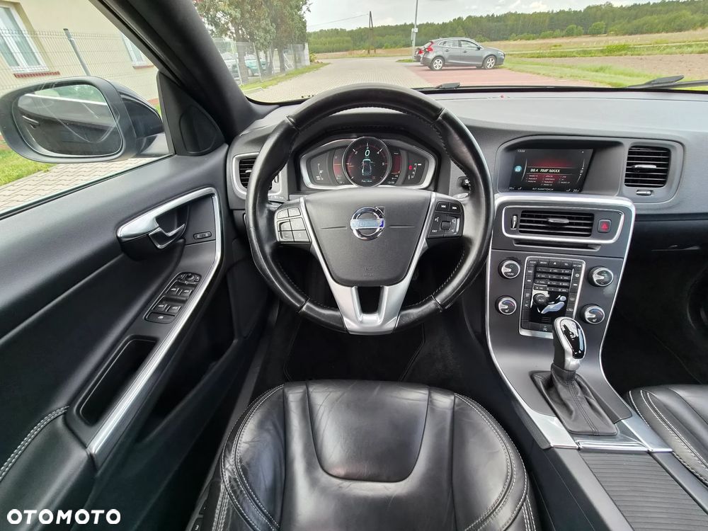 Volvo S60 D4 Drive-E Summum - 29