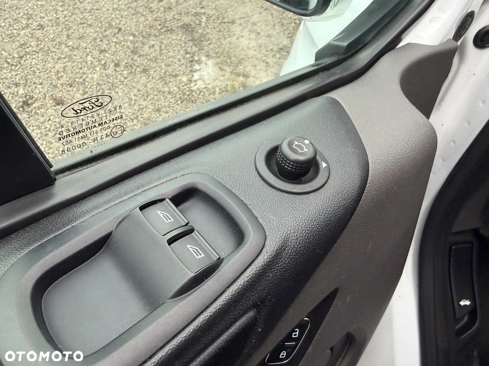 Ford Transit Custom Lift L2H1 2.0Tdci  2018r Klima Kamera Esp Euro 6 Pdc Przod Tyl Oryginalny  Led Tempomat Skórzana Kierownica Furgon Blaszak - 18