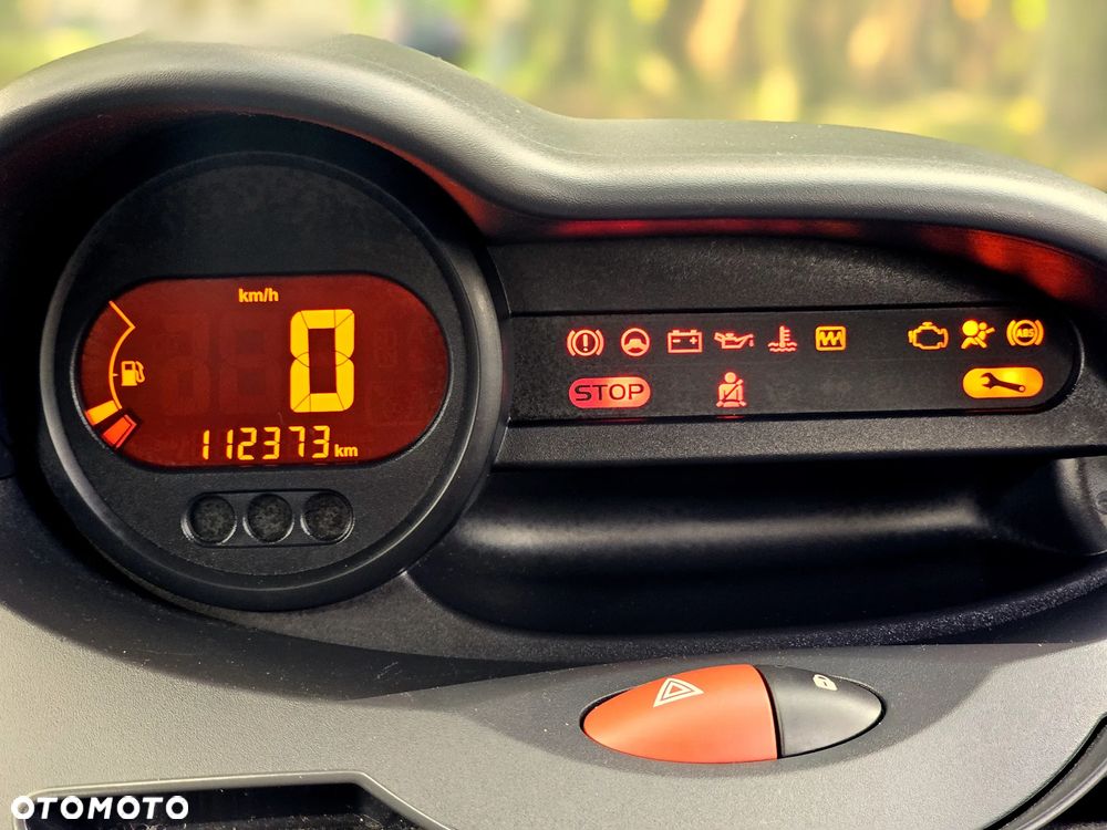 Renault Twingo 1.2 8V Access - 25