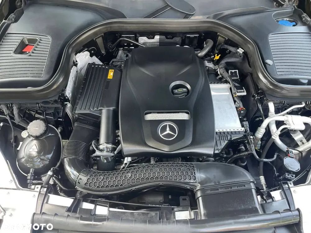 Mercedes-Benz GLC - 19