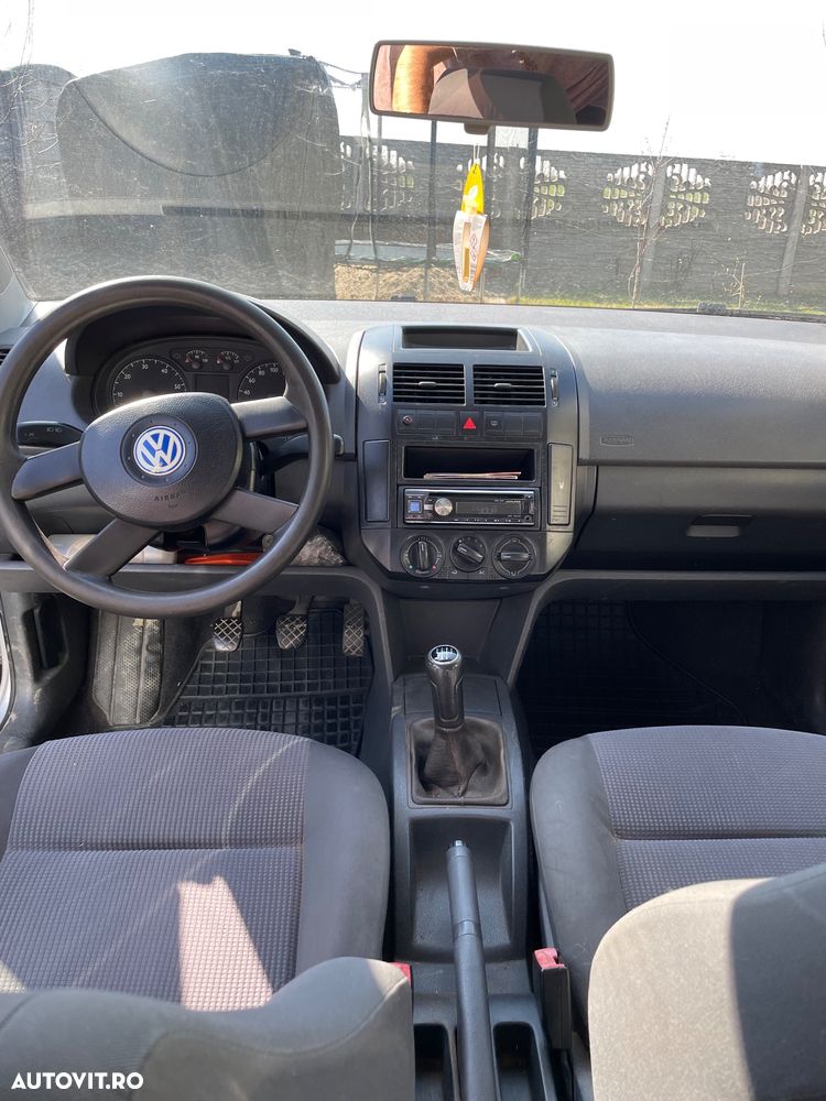 Volkswagen Polo - 6