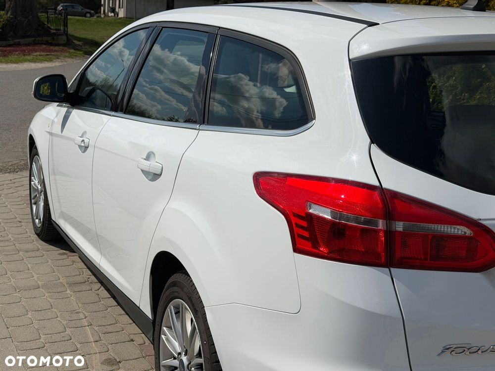 Ford Focus 2.0 EcoBlue STart-Stopp-System ACTIVE - 16