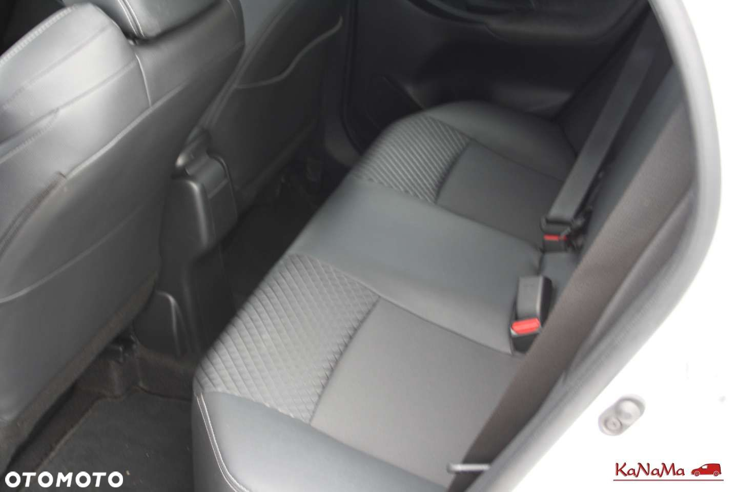Toyota Yaris - 34