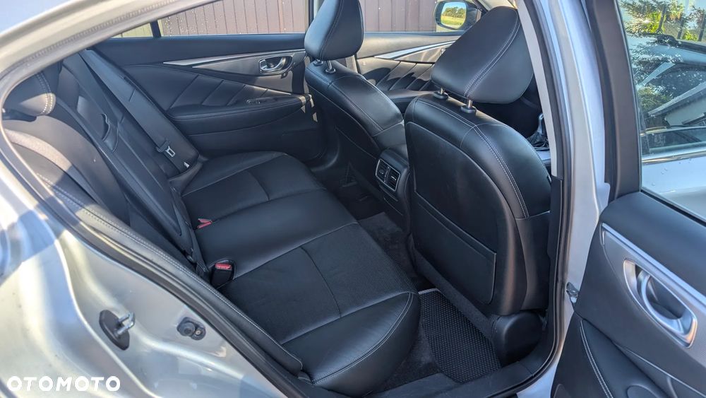 Infiniti Q50 Q50S Hybrid Sport Tech AWD - 11