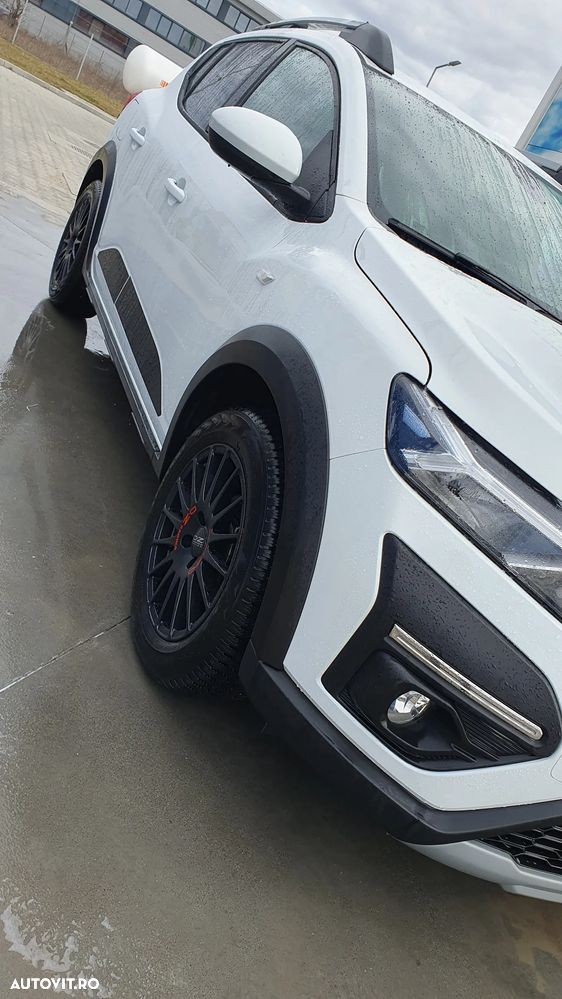 Dacia Sandero TCe 90 MT6 Comfort - 1