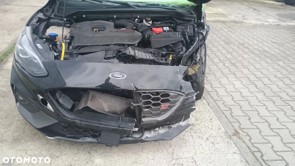 Ford Focus - 10