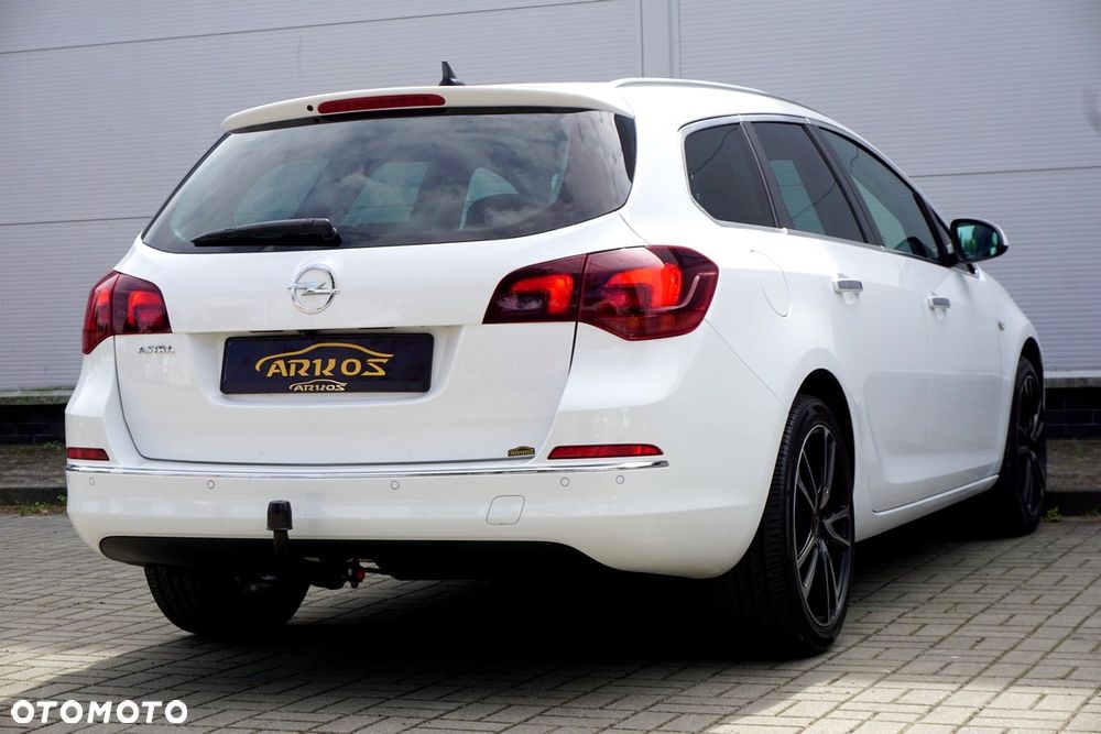 Opel Astra 1.4 T Cosmo S&S EU6 - 12