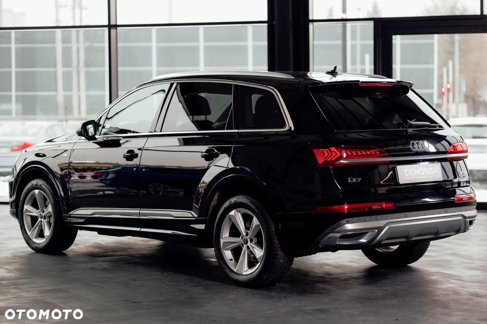 Audi Q7 - 8