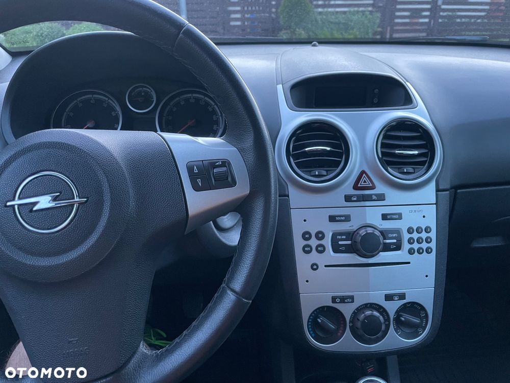 Opel Corsa 1.2 16V Enjoy - 9