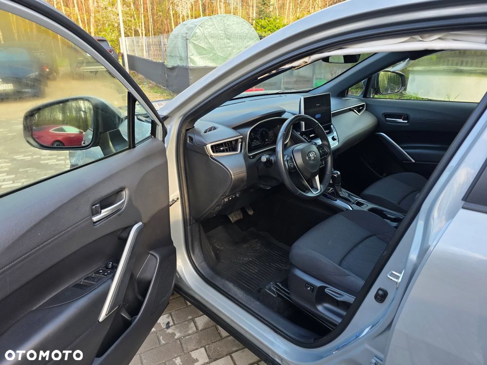 Toyota Corolla Cross 2.0 Hybrid Comfort - 10