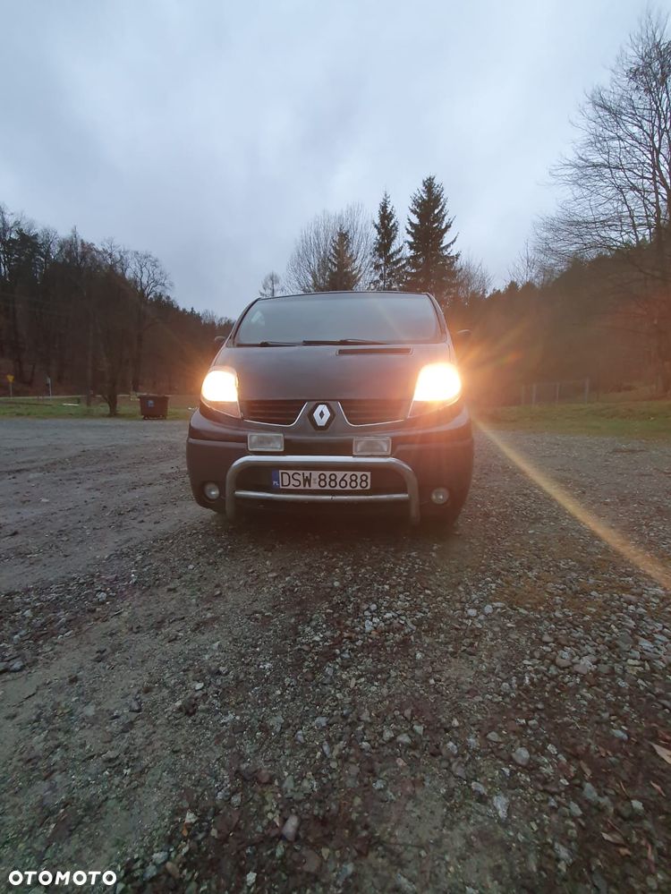 Renault TRAFIC - 9