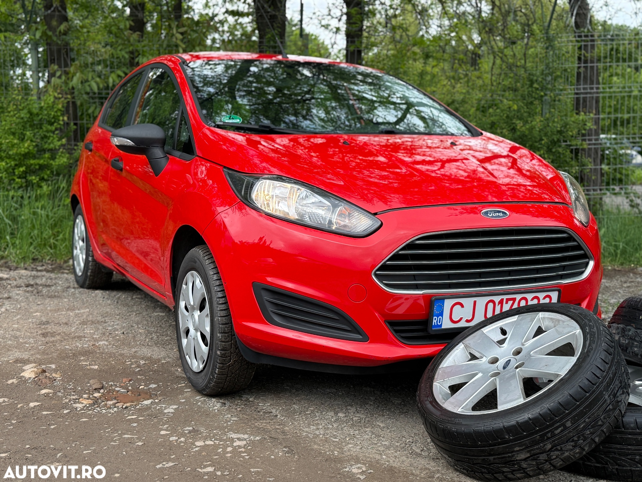 Ford Fiesta 1.25 Ambiente - 2