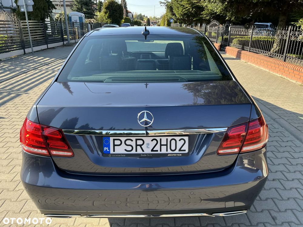 Mercedes-Benz Klasa E 220 BlueTEC 4-Matic Elegance - 4
