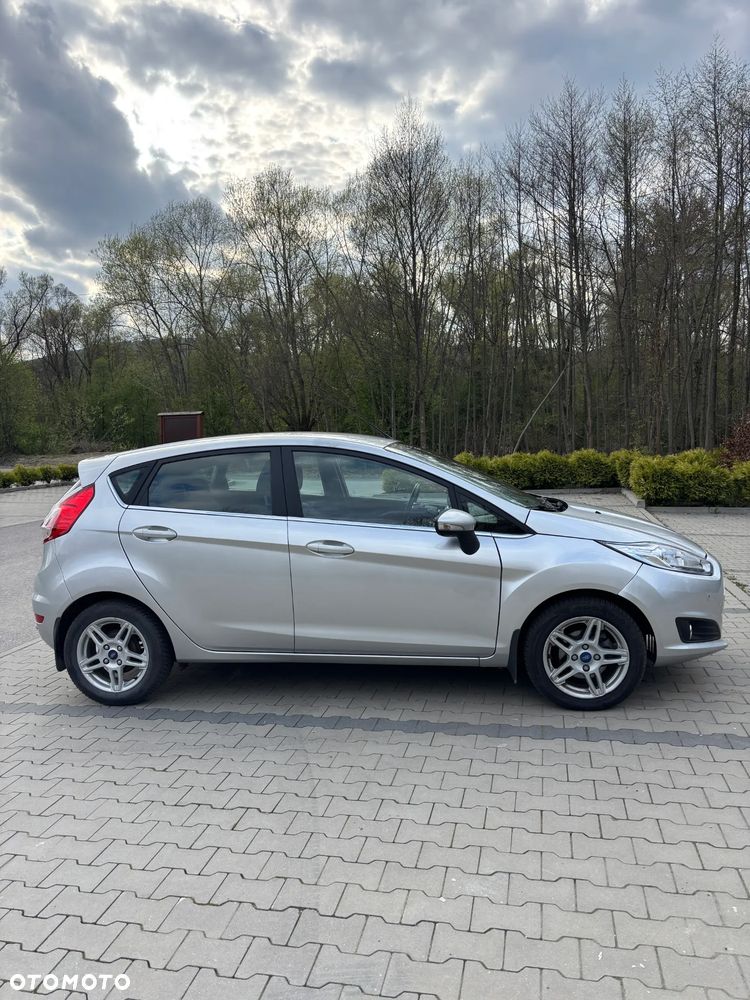 Ford Fiesta 1.6 Ti-VCT Titanium - 2