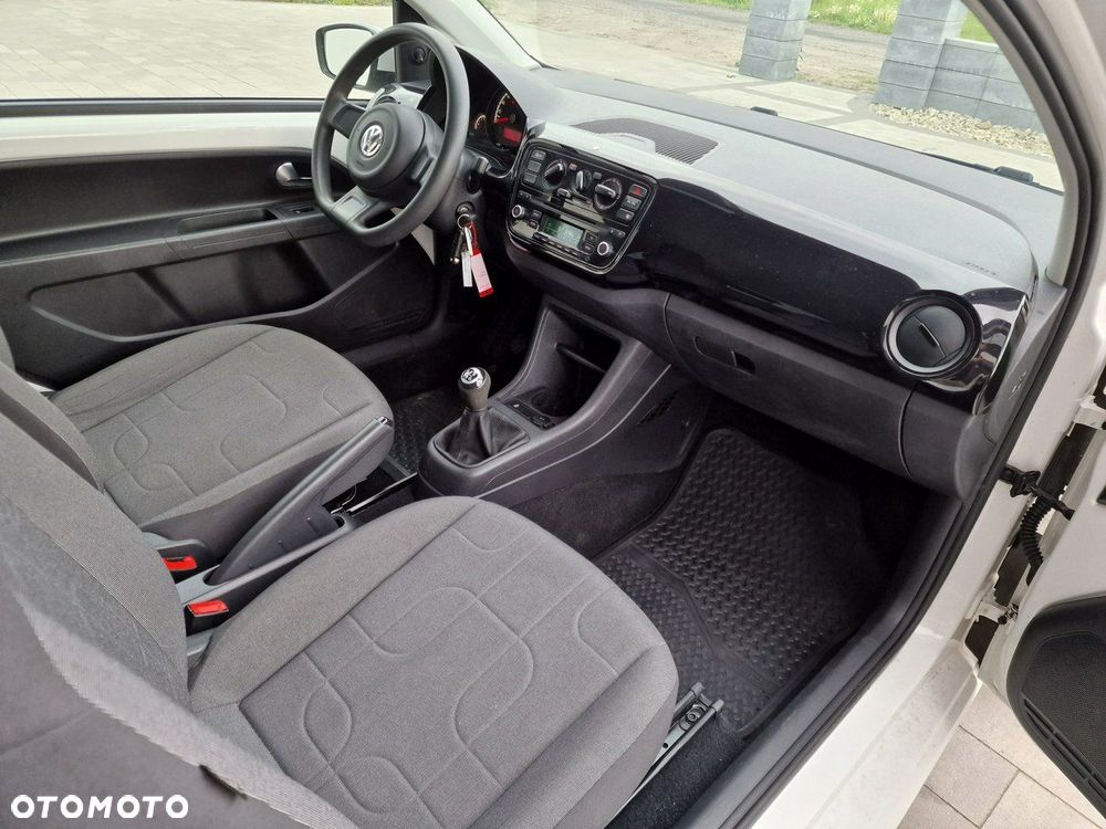 Volkswagen up! - 5
