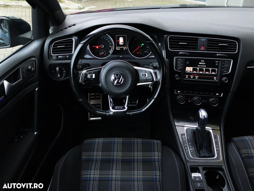 Volkswagen Golf GTE - 7