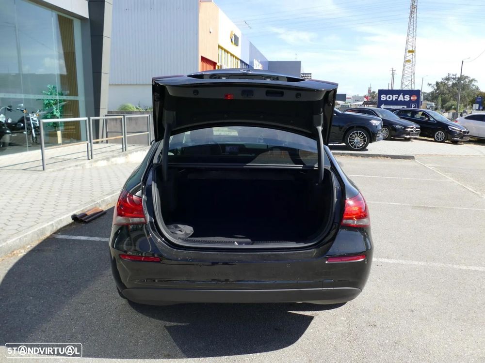 Mercedes-Benz A 250 Limousine e - 13