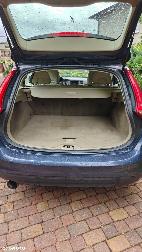 Volvo V60 D4 R-Design Momentum - 9