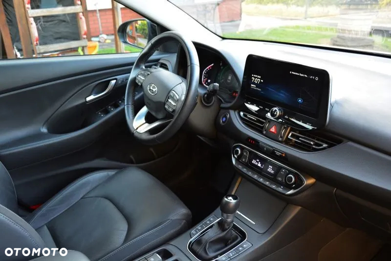 Hyundai i30 1.5 T-GDI 48V-Hybrid DCT Prime - 4