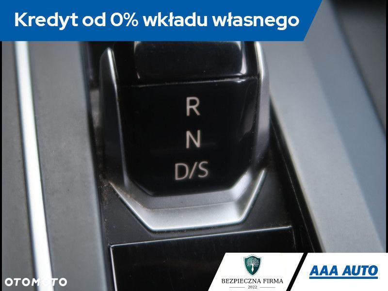 Volkswagen Golf - 13