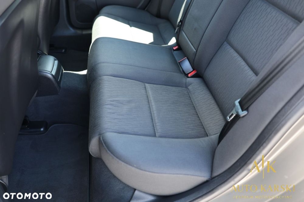 Audi A4 Avant - 32
