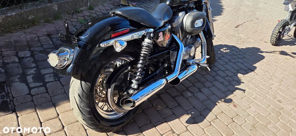 Harley-Davidson Sportster - 16