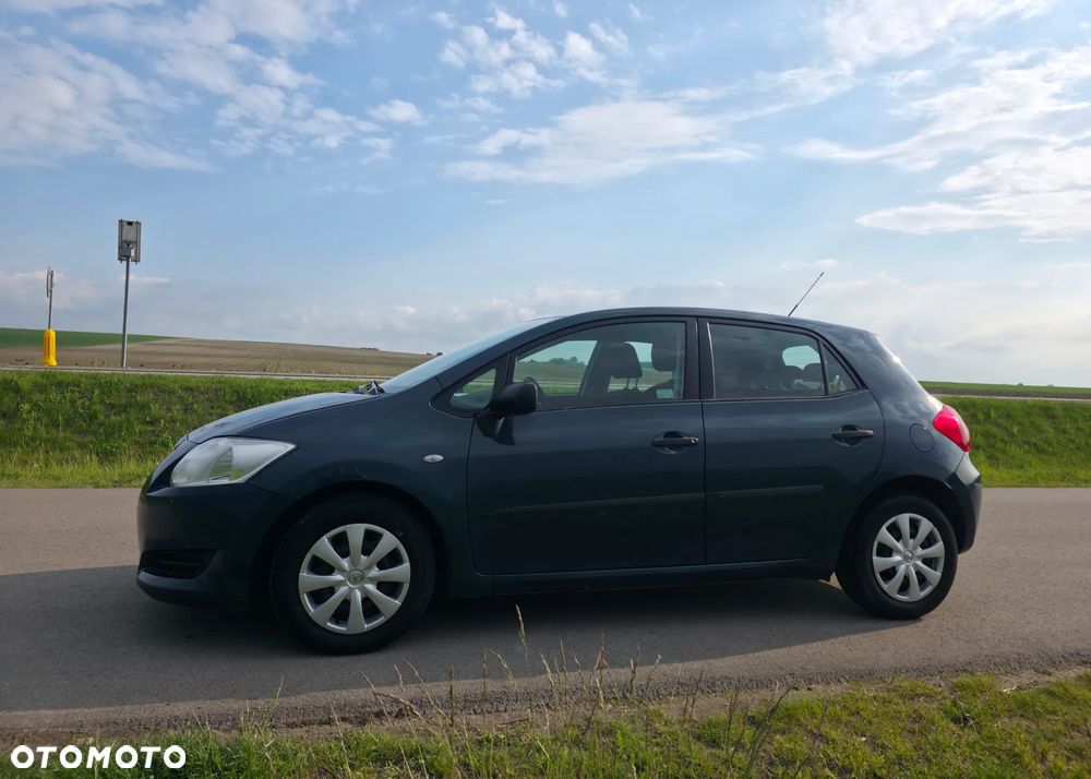 Toyota Auris 1.4 VVT-i Luna - 3