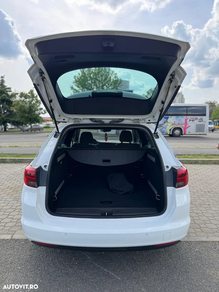 Opel Astra 1.6 D Start/Stop Innovation - 12