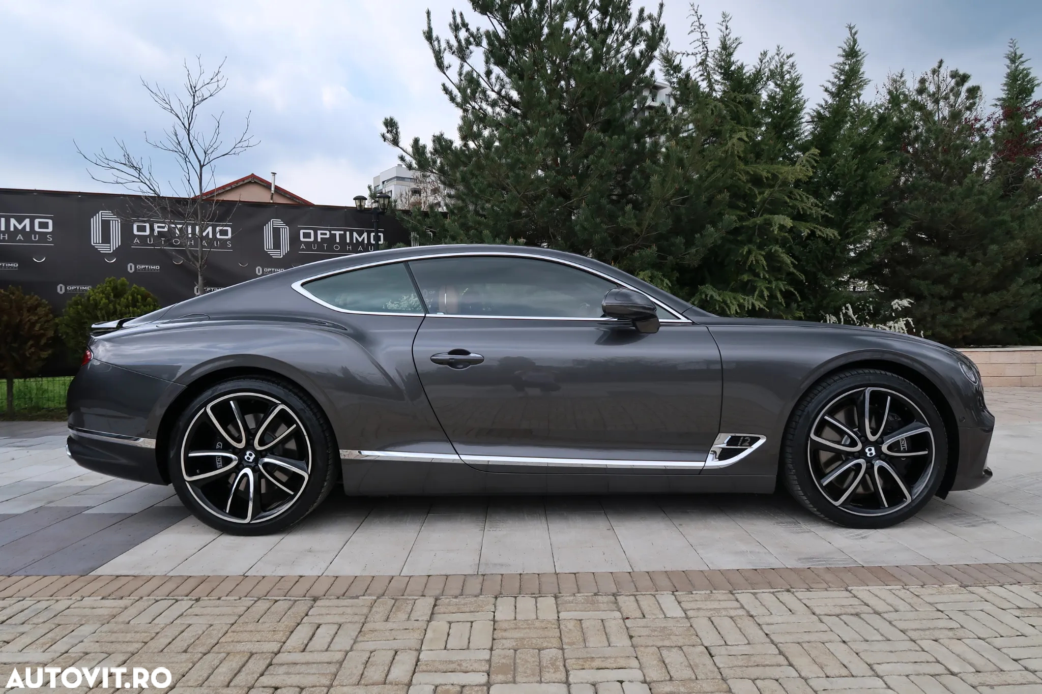 Bentley Continental - 8