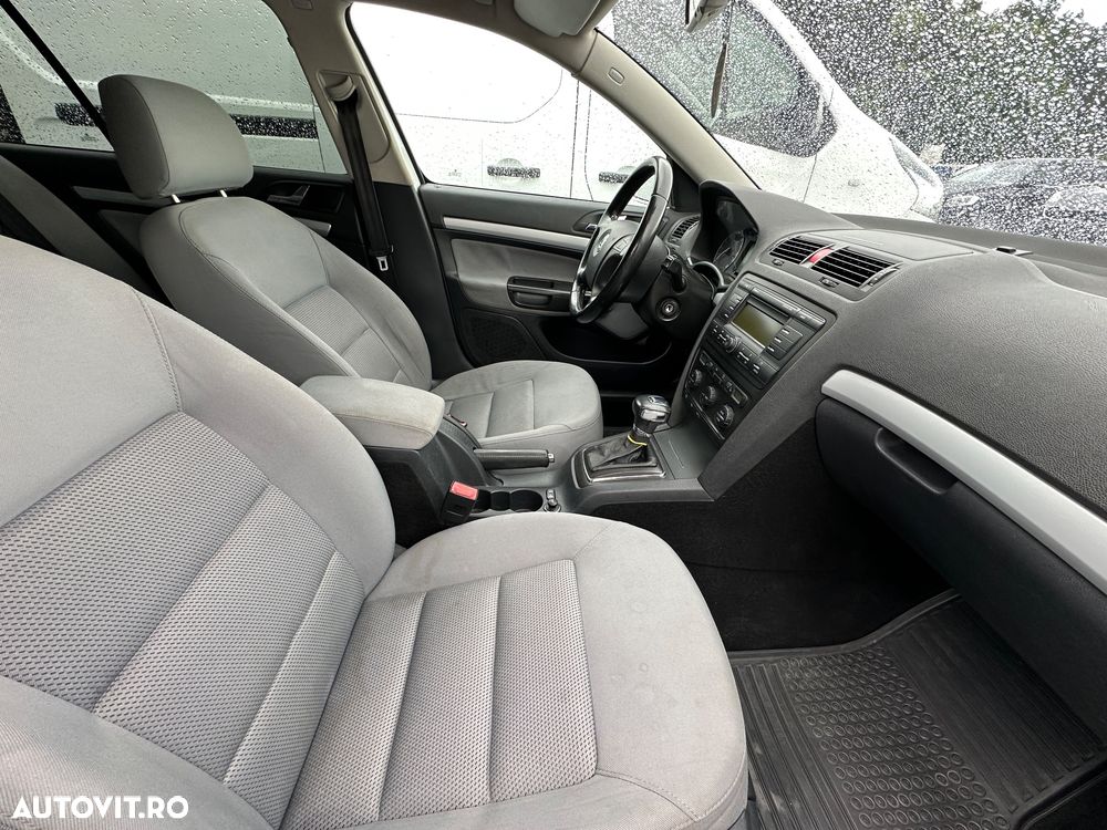 Skoda Octavia 1.9 TDI Business DSG - 7