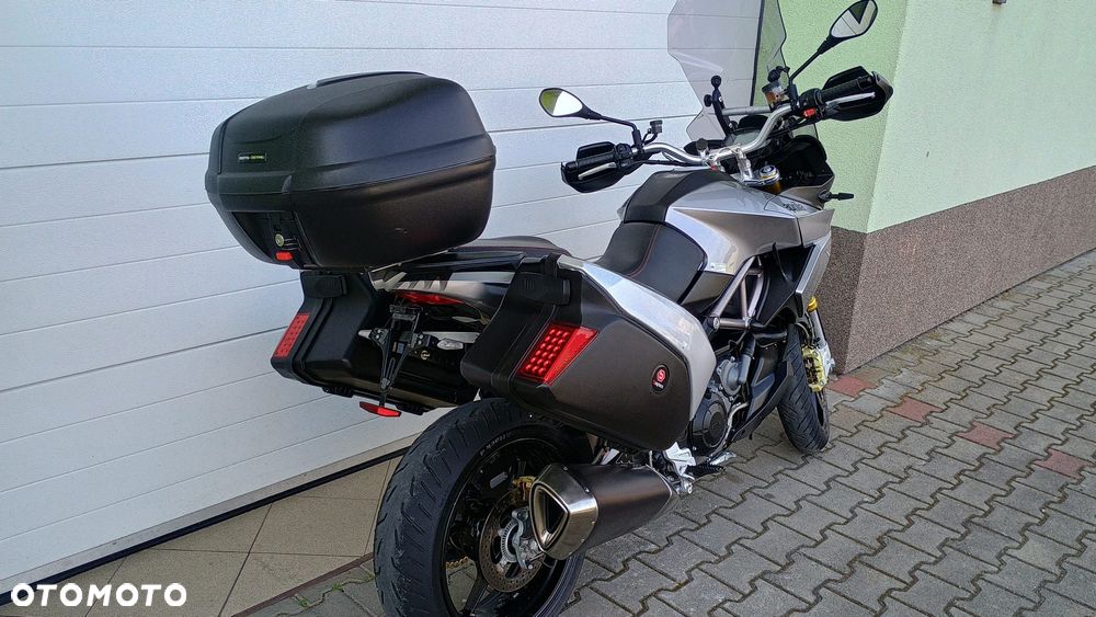 Aprilia Caponord - 4