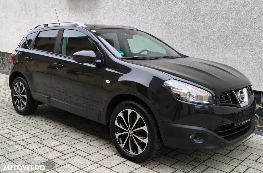 Nissan Qashqai 2.0 dCi DPF 4x4 Aut tekna - 11