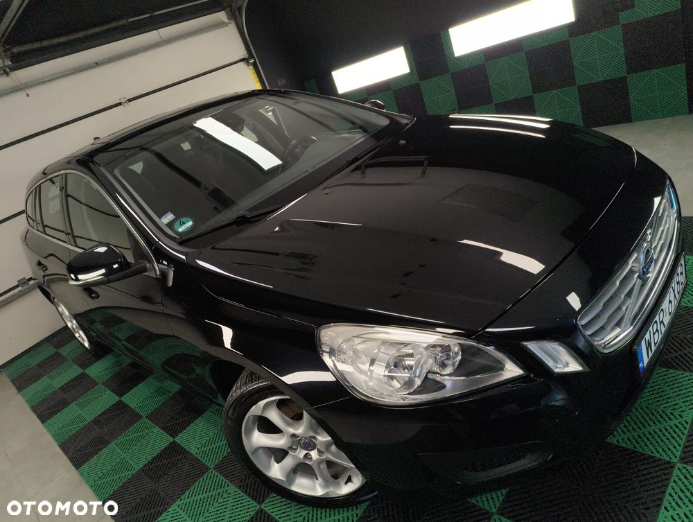 Volvo V60 D2 Kinetic - 24