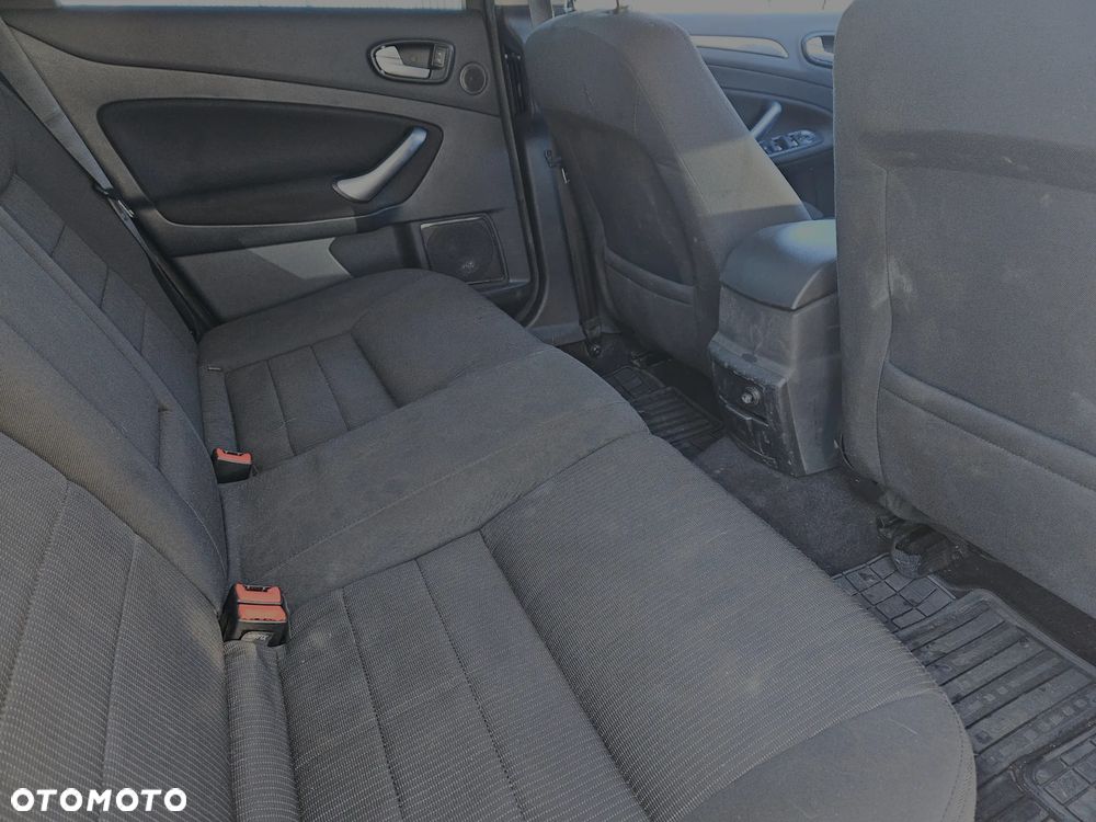 Ford Mondeo SW 2.0 TDCi Titanium - 10