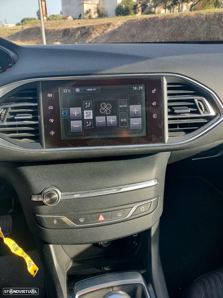 Peugeot 308 SW BlueHDi 120 Stop & Start Active - 20