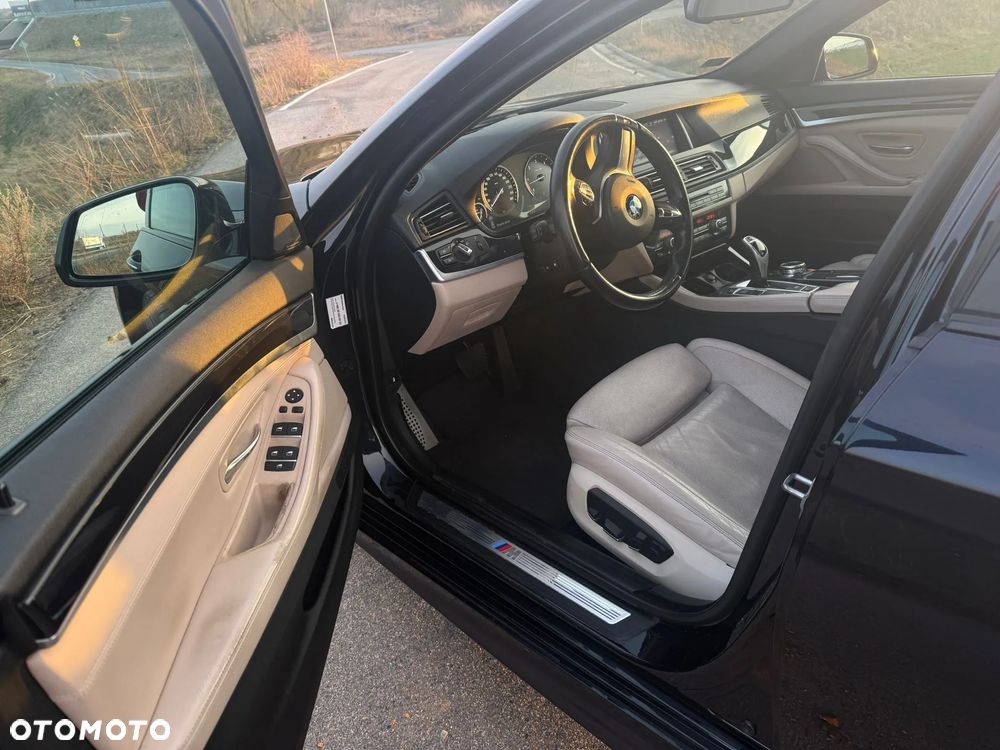 BMW Seria 5 535d xDrive - 11