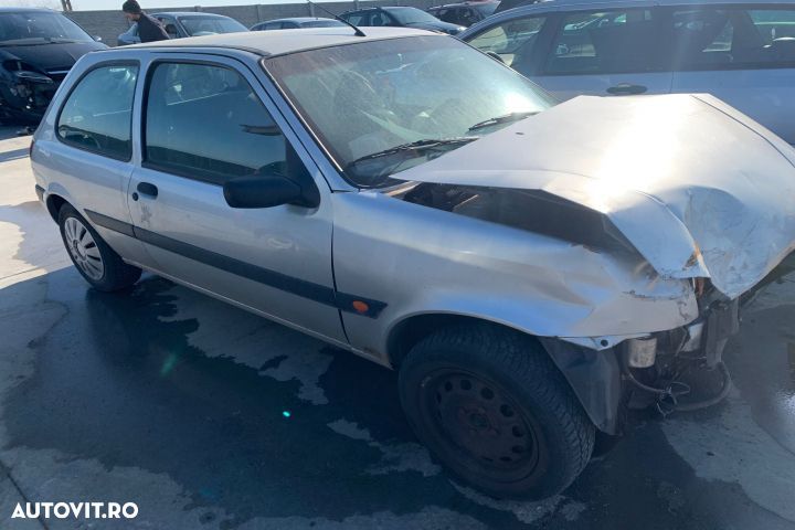 Calculator motor ECU 1S6F-12A650-DC - 1.3 1S6F-12A650-DC - 1.3 Ford F - 6