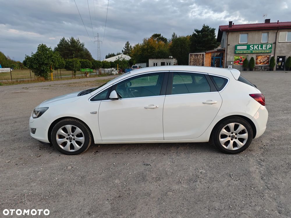Opel Astra IV 2.0 CDTI Sport - 2