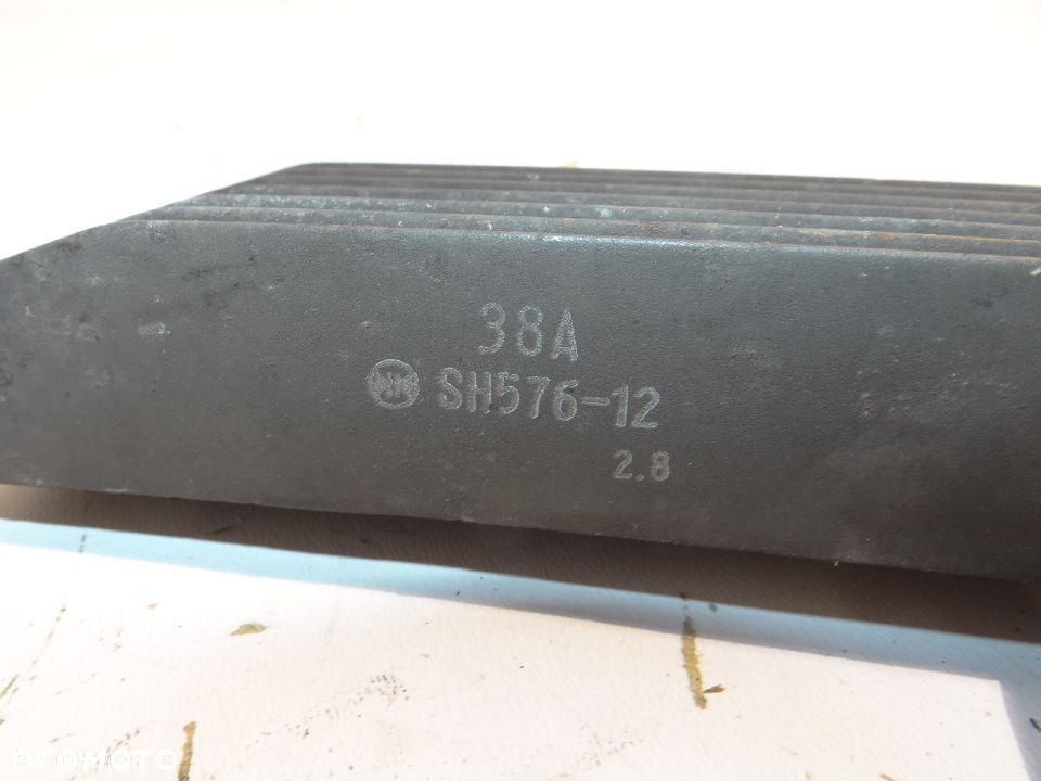 Suzuki VS 600 700 750 800 regulator napięcia S220 - 2