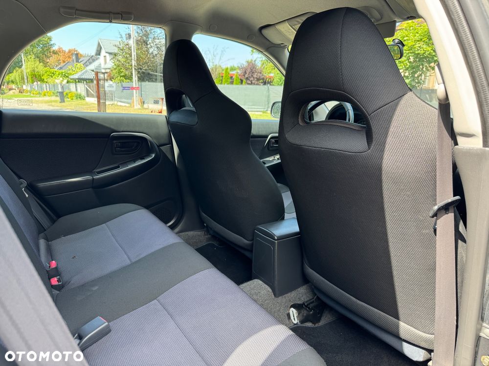 Subaru Impreza SW 2.0 WRX 4x4 - 17