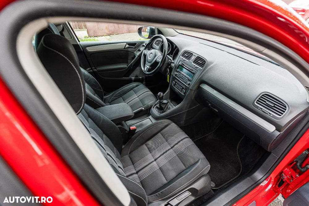 Volkswagen Golf 2.0 TDI DPF MATCH - 7