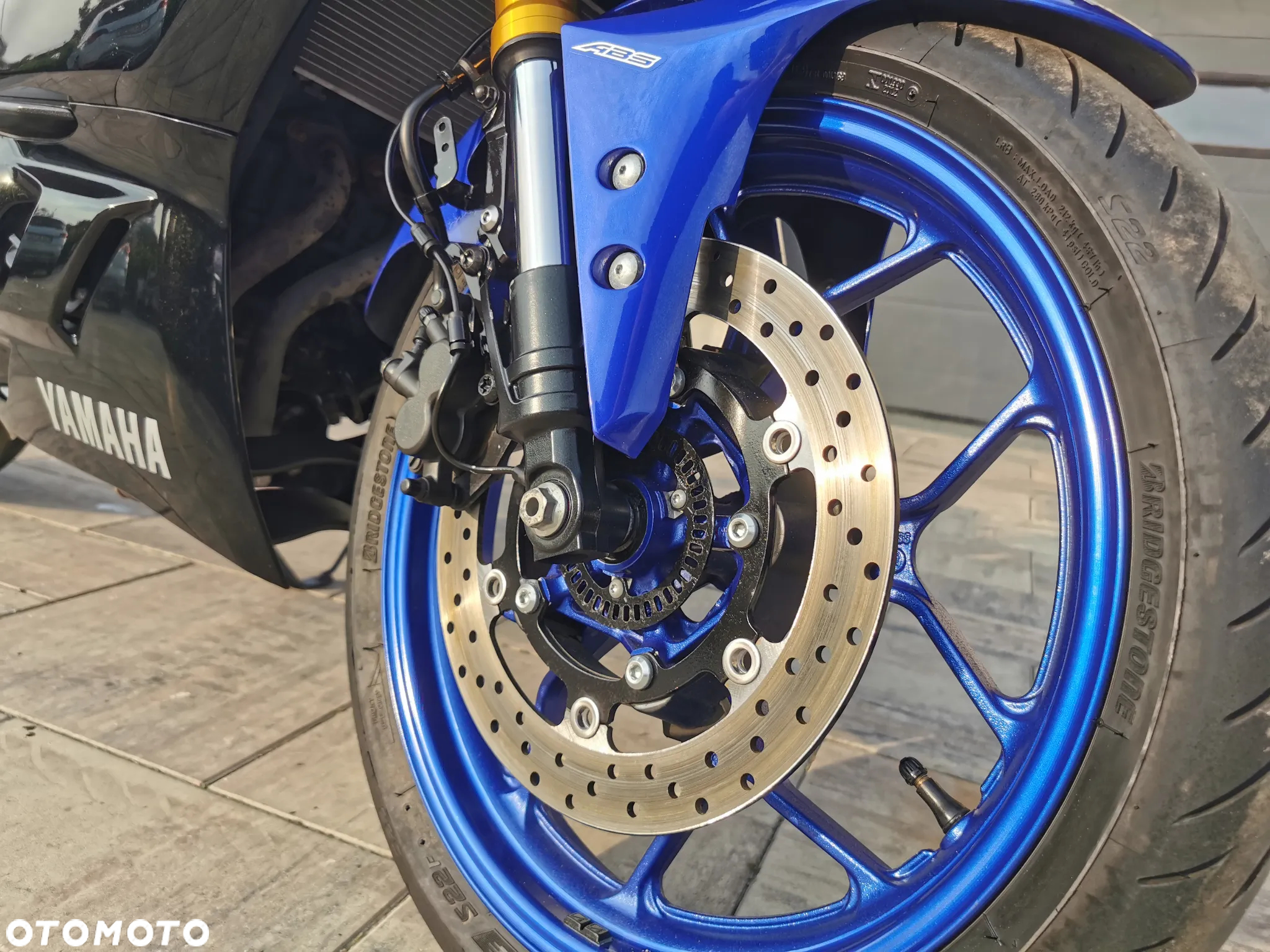 Yamaha R3 - 25