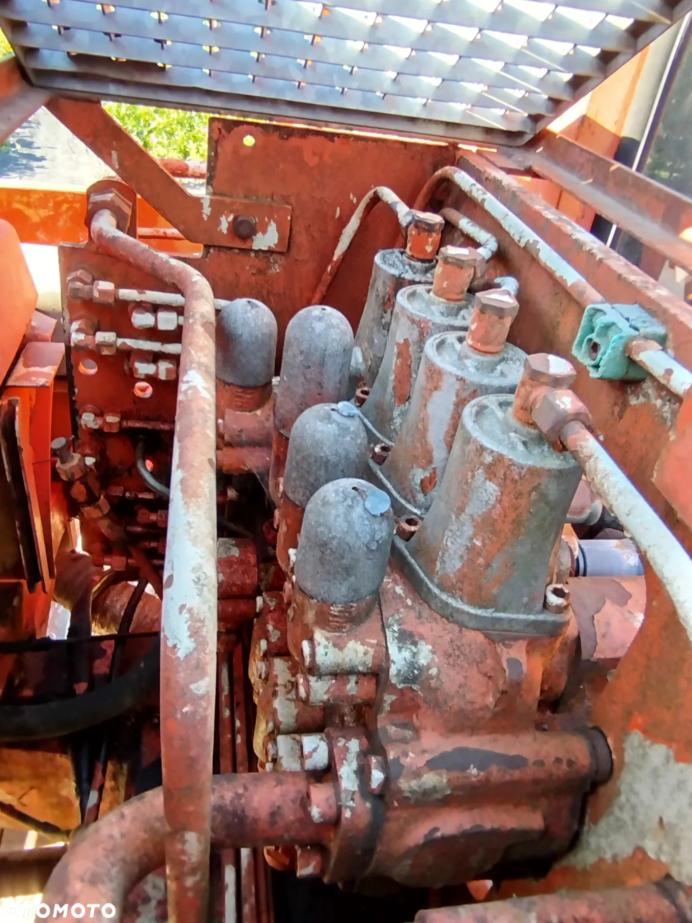 Atlas 1602 - 5