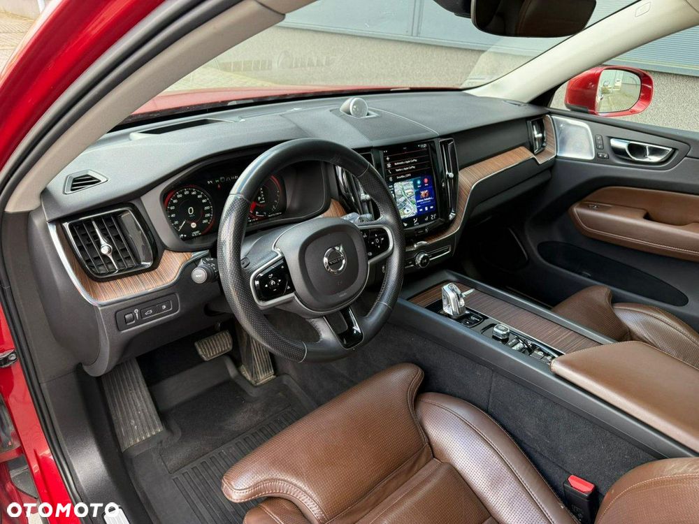 Volvo XC 60 T8 AWD Plug-In Hybrid Inscription - 12