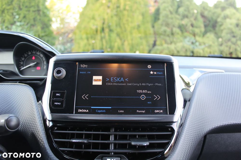 Peugeot 208 1.2 PureTech Allure - 25