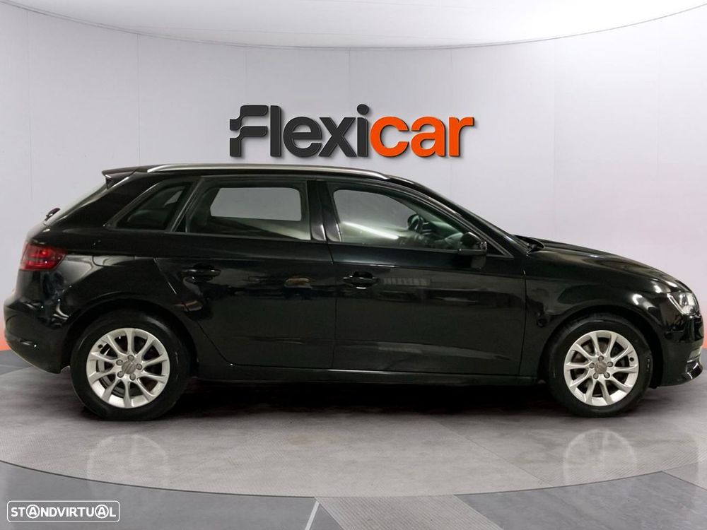 Audi A3 Sportback 1.6 TDI Design - 6