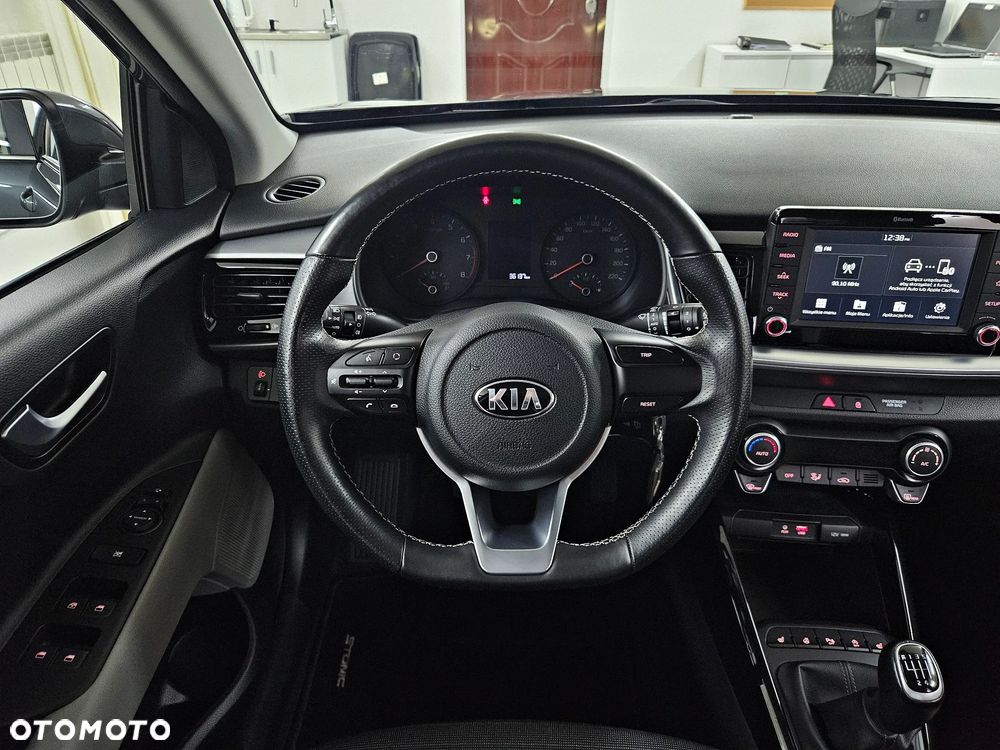 Kia Stonic 1.4 L - 24