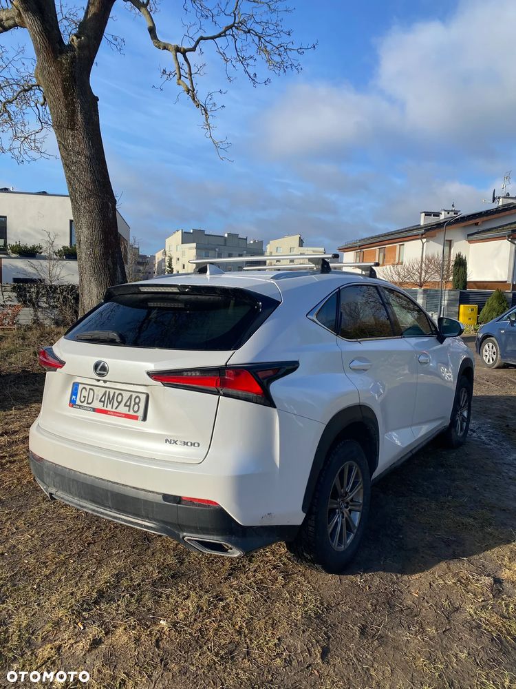 Lexus NX 300 - 2