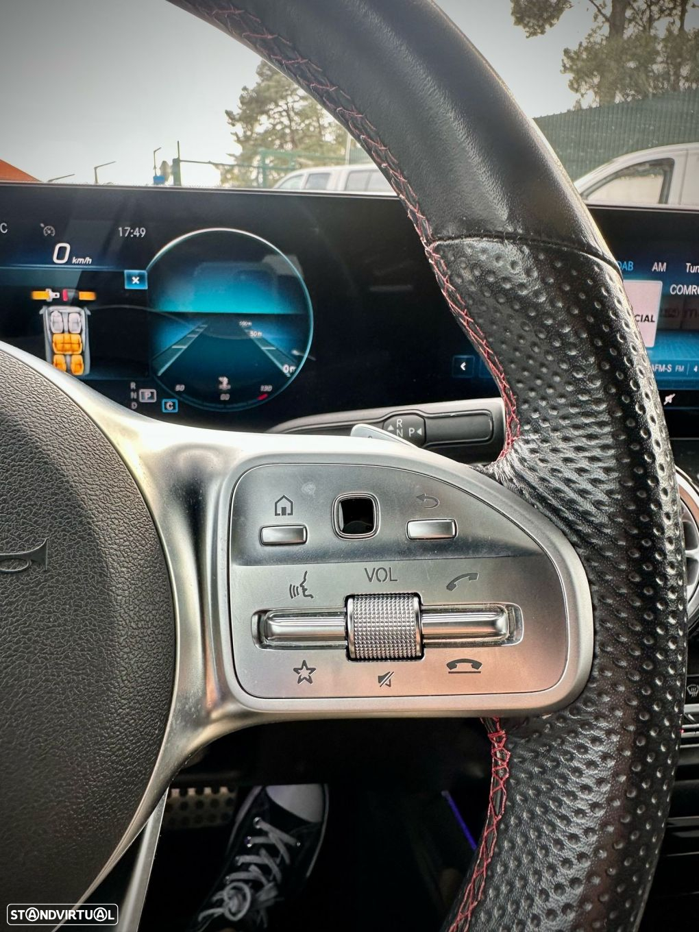 Mercedes-Benz GLB 180 d AMG Line - 20